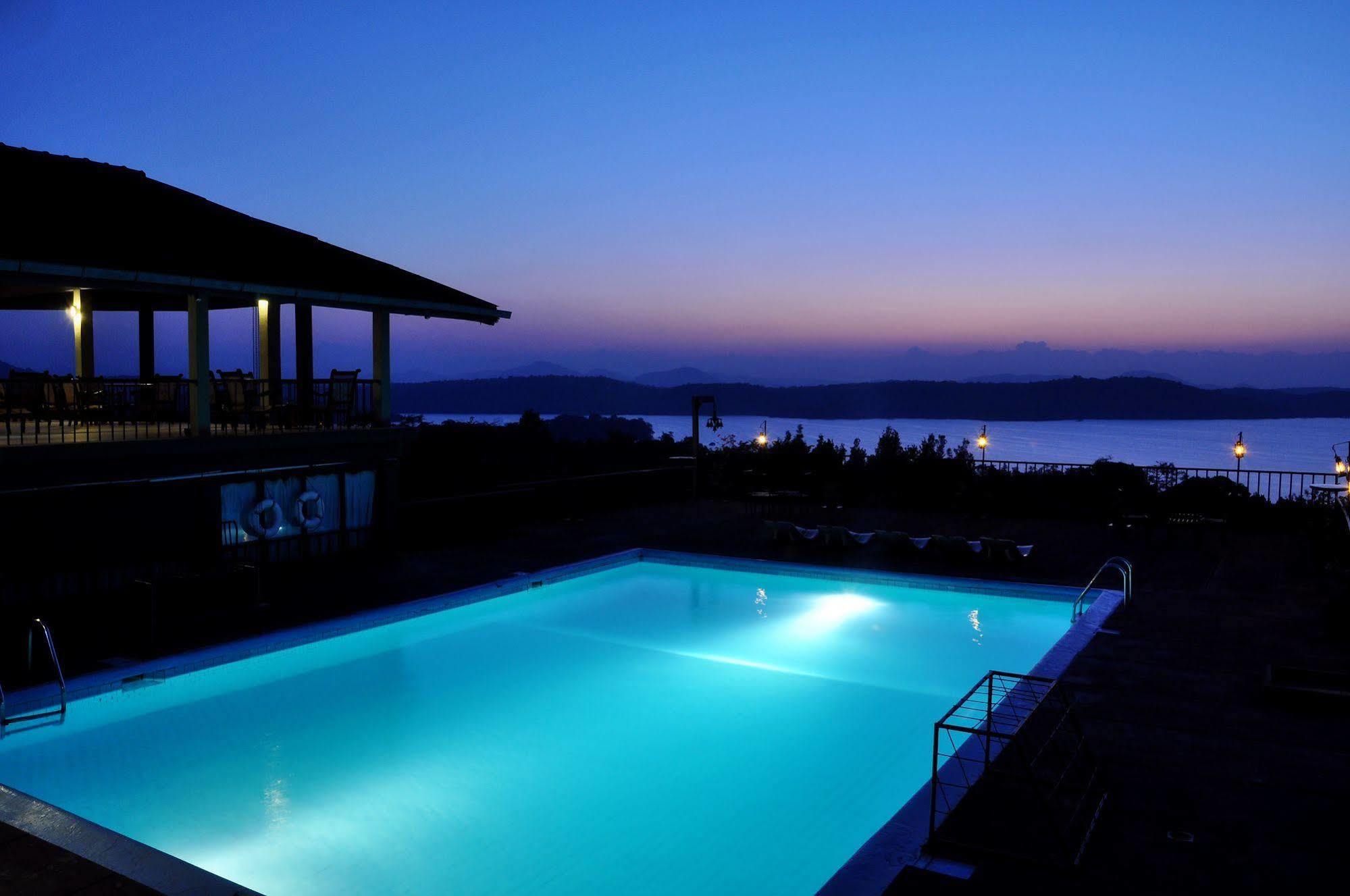 Lavendish Giritale Hotel 4*